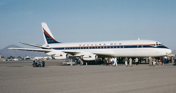 Douglas_DC-8-11_Douglas_Aircraft_Company_JP6839055-1